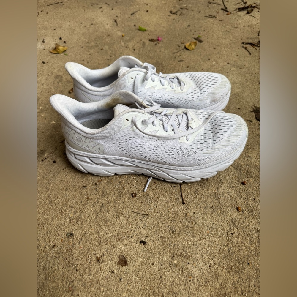 Hoka Clifton 7 - some sweat stains but solid runners